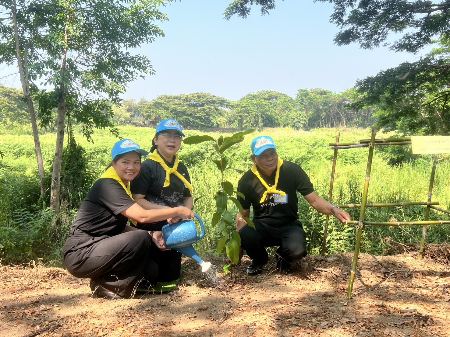 title - ปฏิรูปที่ดินจังหวัดเพชรบุรี ร่วมกิจกรรมจิตอาสาพัฒนา 